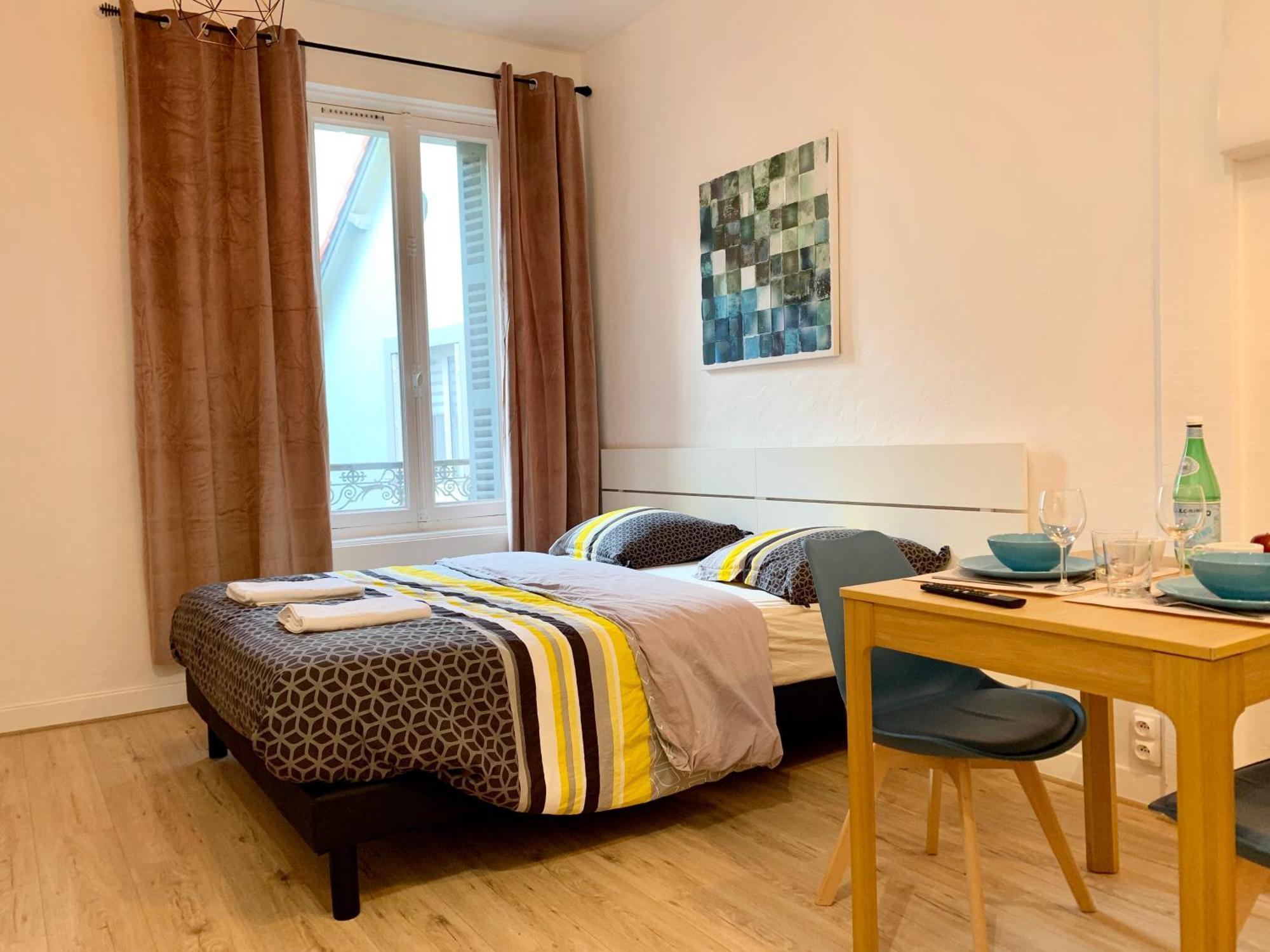 Appart'village Le Vieux Centre T1,t2,t3 - Parking - Thermes Apartment *