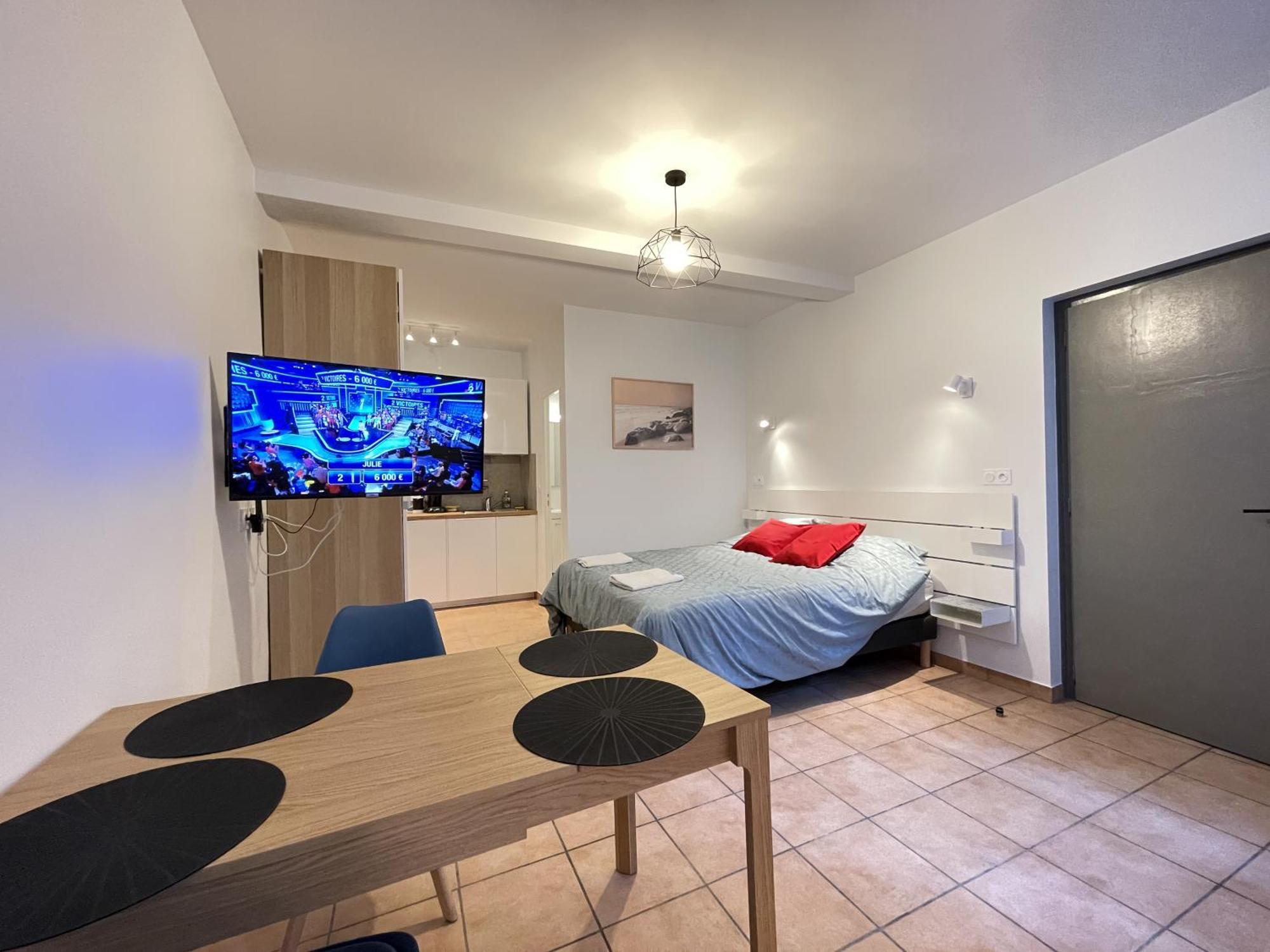 Appart'village Le Vieux Centre T1,t2,t3 - Parking - Thermes