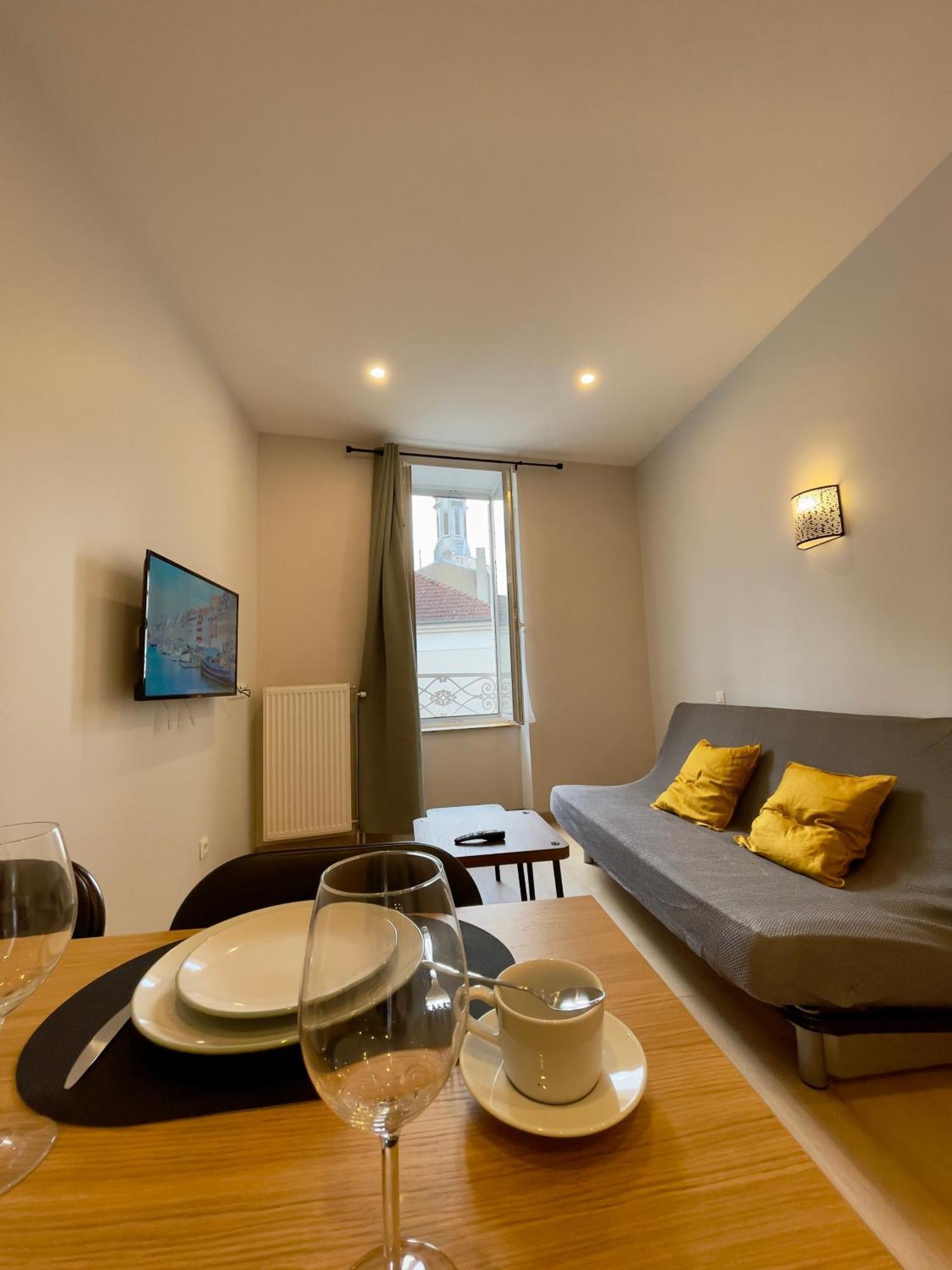 Appart'village Le Vieux Centre T1,t2,t3 - Parking - Thermes * Vichy